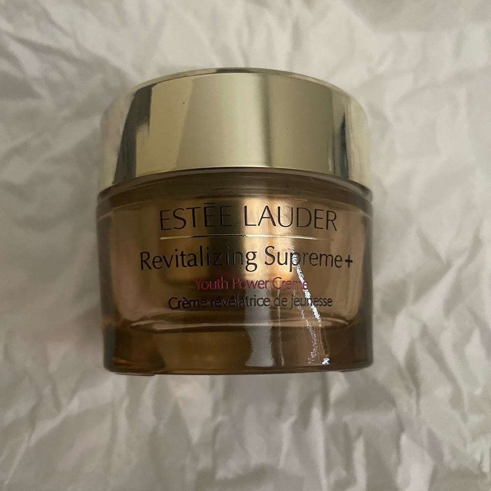 Revitalizing cream brand new